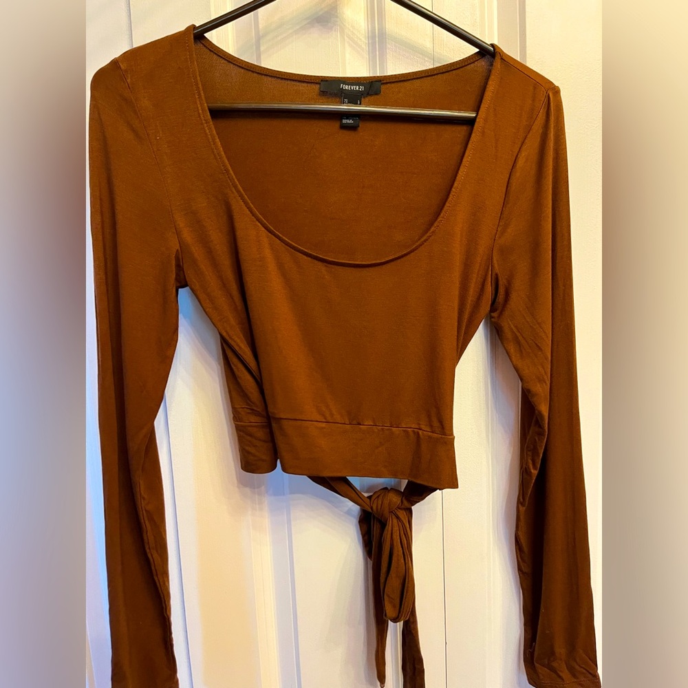 Forever 21 brown large long sleeved crop top with tie waist